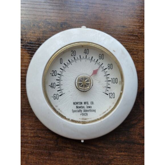 Vintage Newton Mfg Round Thermometer #042A Specialty Advertising - Made In USA - Picture 1 of 7